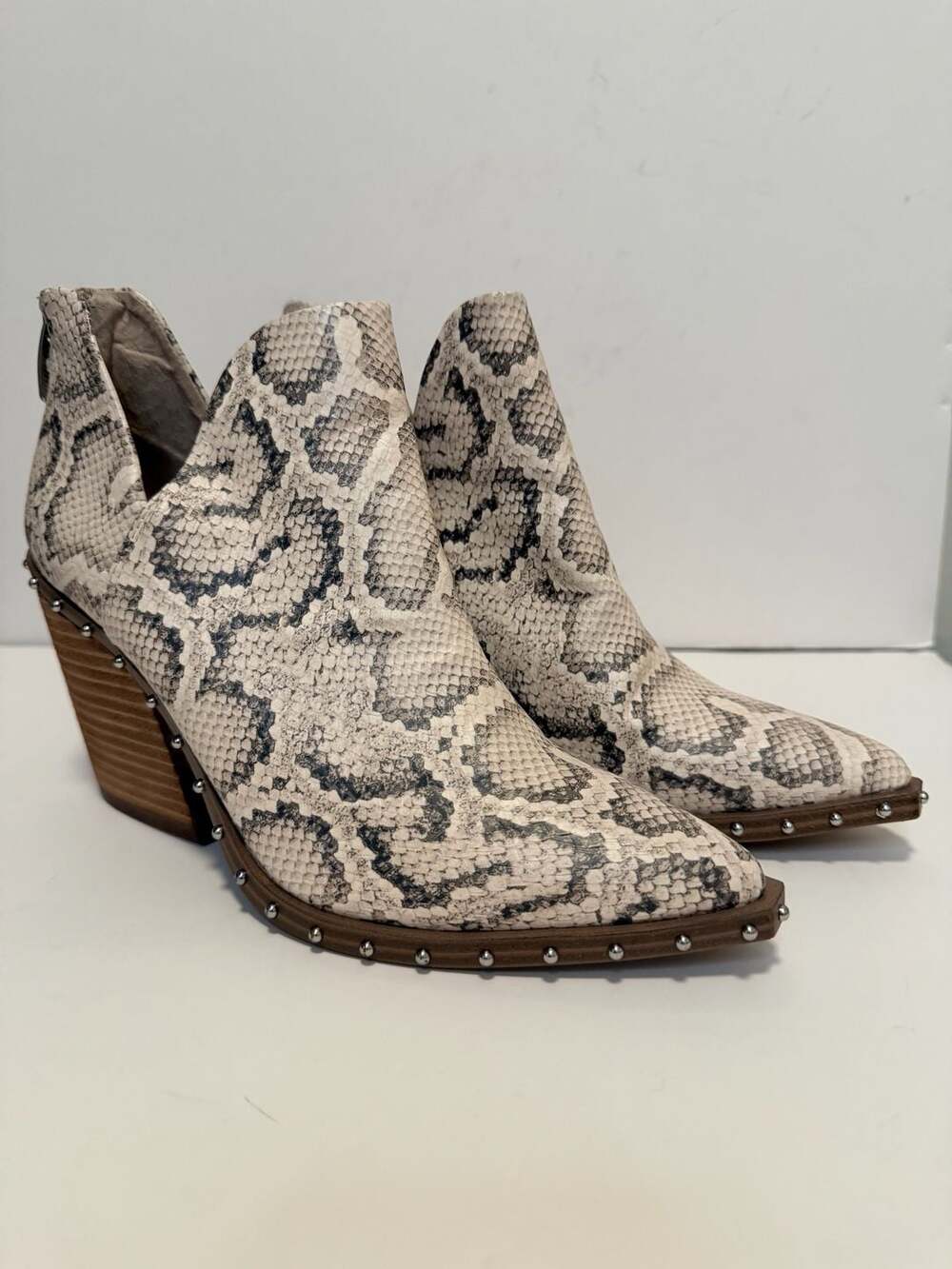 Steve Madden Alyse Booties Size 7 Snakeskin Ankle Boots